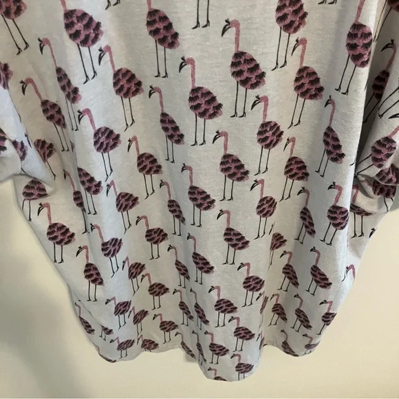 Anthropologie Kendra Dandy Flamingo Printed Tee in Gray/Grey/Pink Large - Picture 8 of 11